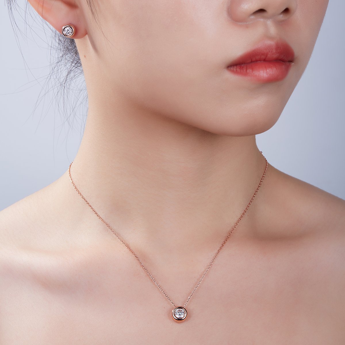 Bezel Moissanite Jewelry Set – Rose Gold - Image 8
