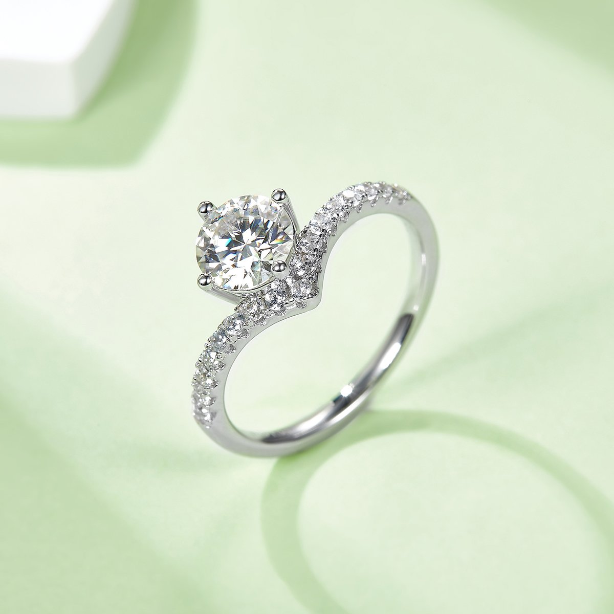 Round Moissanite Chevron Ring | 1ct DEW Pave Band | Sterling Silver - Image 4