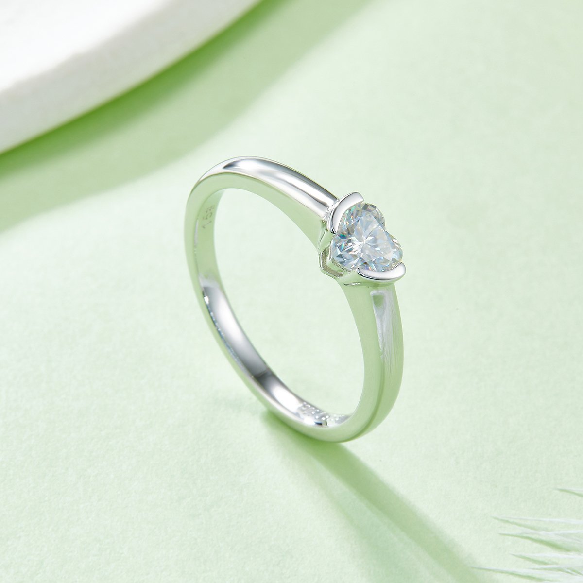Heart-Cut Moissanite Solitaire Ring | 0.5ct DEW 5mm Half-Bezel - Image 5