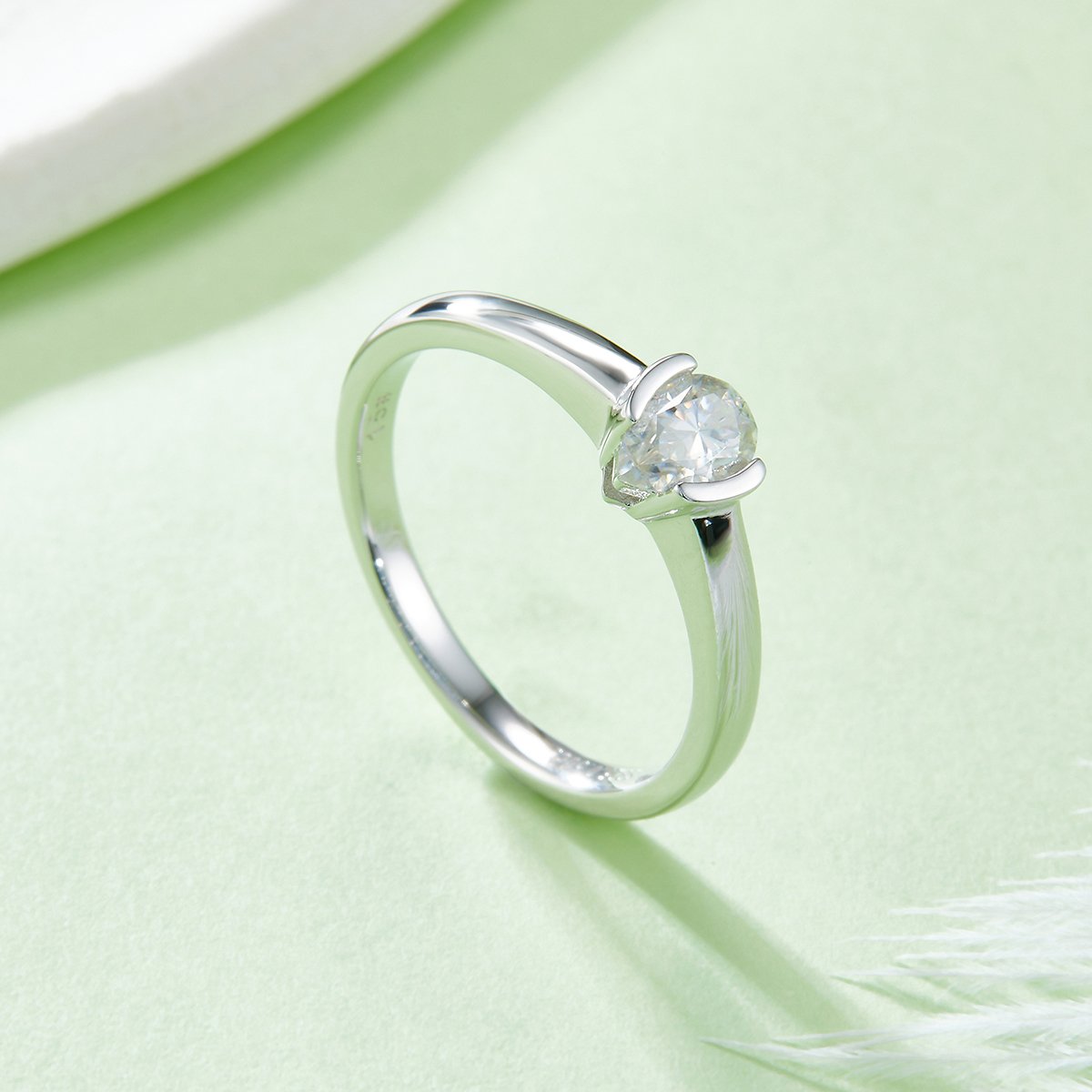 Pear-Cut Moissanite East-West Solitaire Ring - Image 5