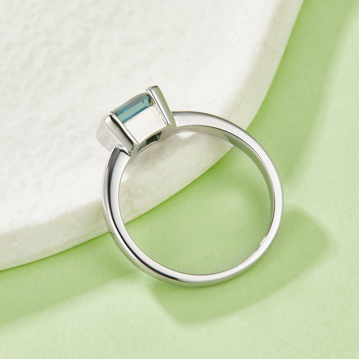 Green Asscher-Cut Moissanite Ring – 1ct DEW East-West Solitaire - Image 3