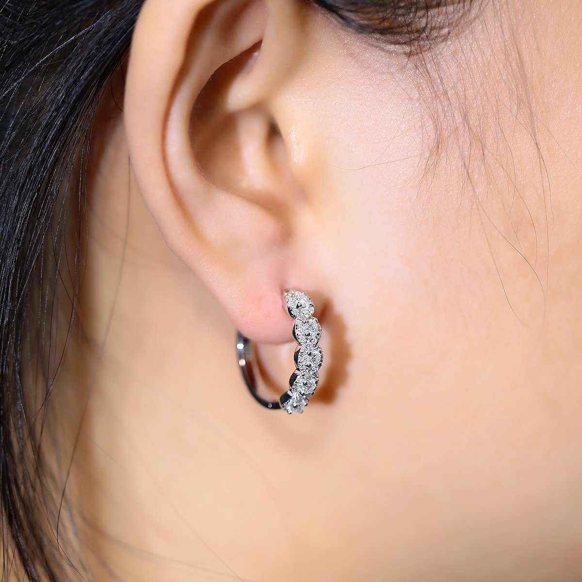 Moissanite Twisted Single-Row Huggie Earrings | 20mm Hinged Hoops - Image 8