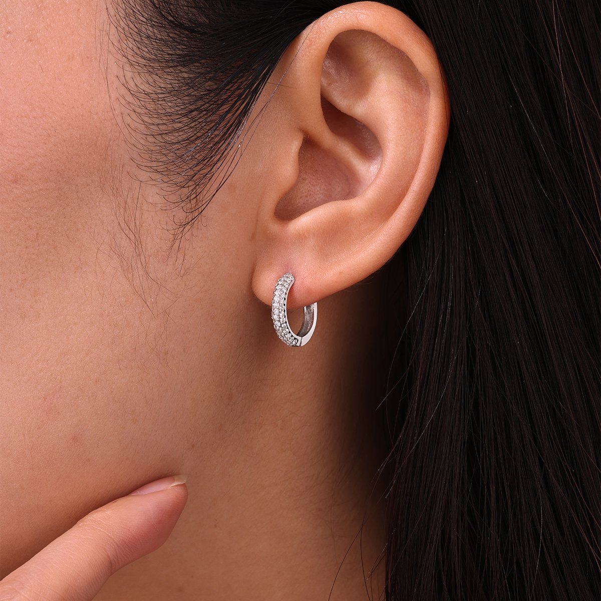 Pavé Dome Moissanite Huggie Earrings – White Gold - Image 3