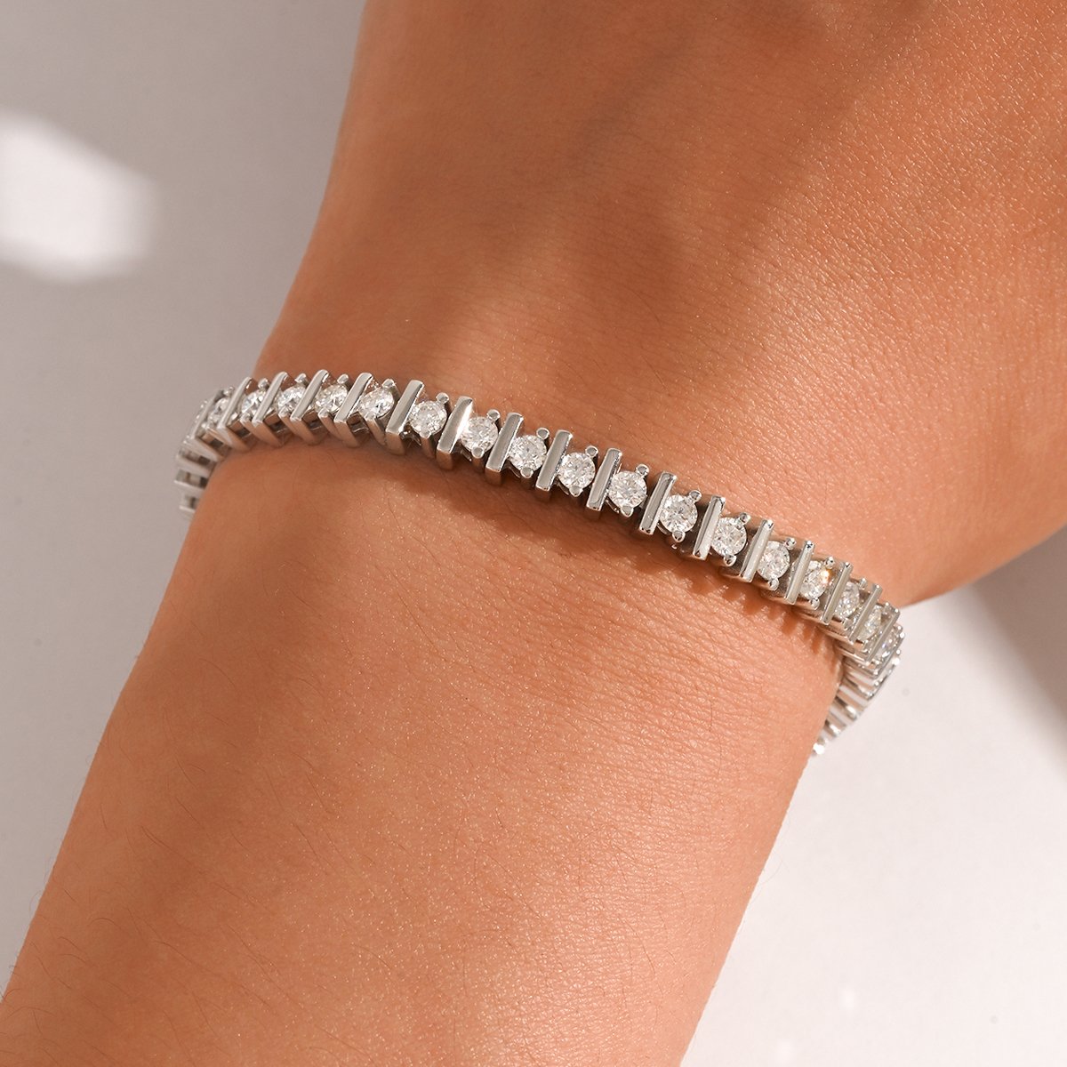 Bar-Link Round Moissanite Tennis Bracelet – 3mm White Gold - Image 4