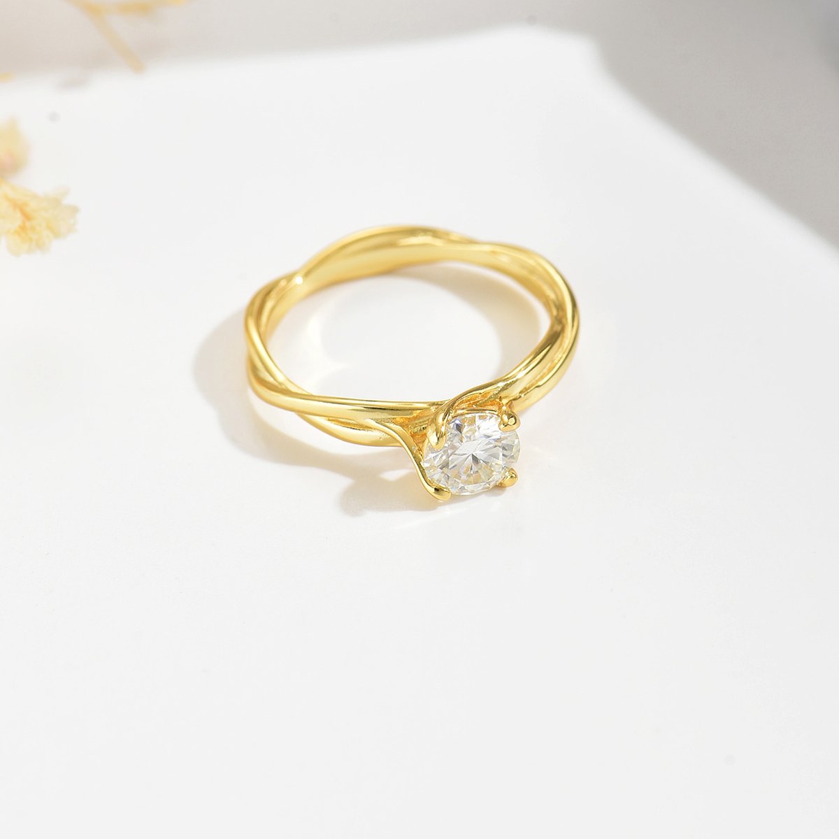 1ct Round Moissanite Vine-Twist Solitaire Ring | 18K Yellow Gold - Image 4