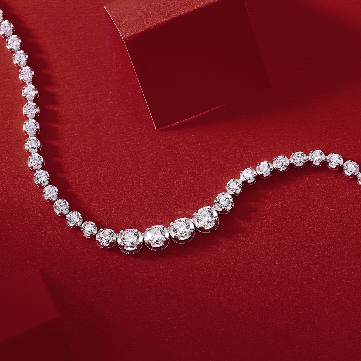 Graduated Round Moissanite Tennis Necklace | DEF VVS | 925 Silver - Image 4