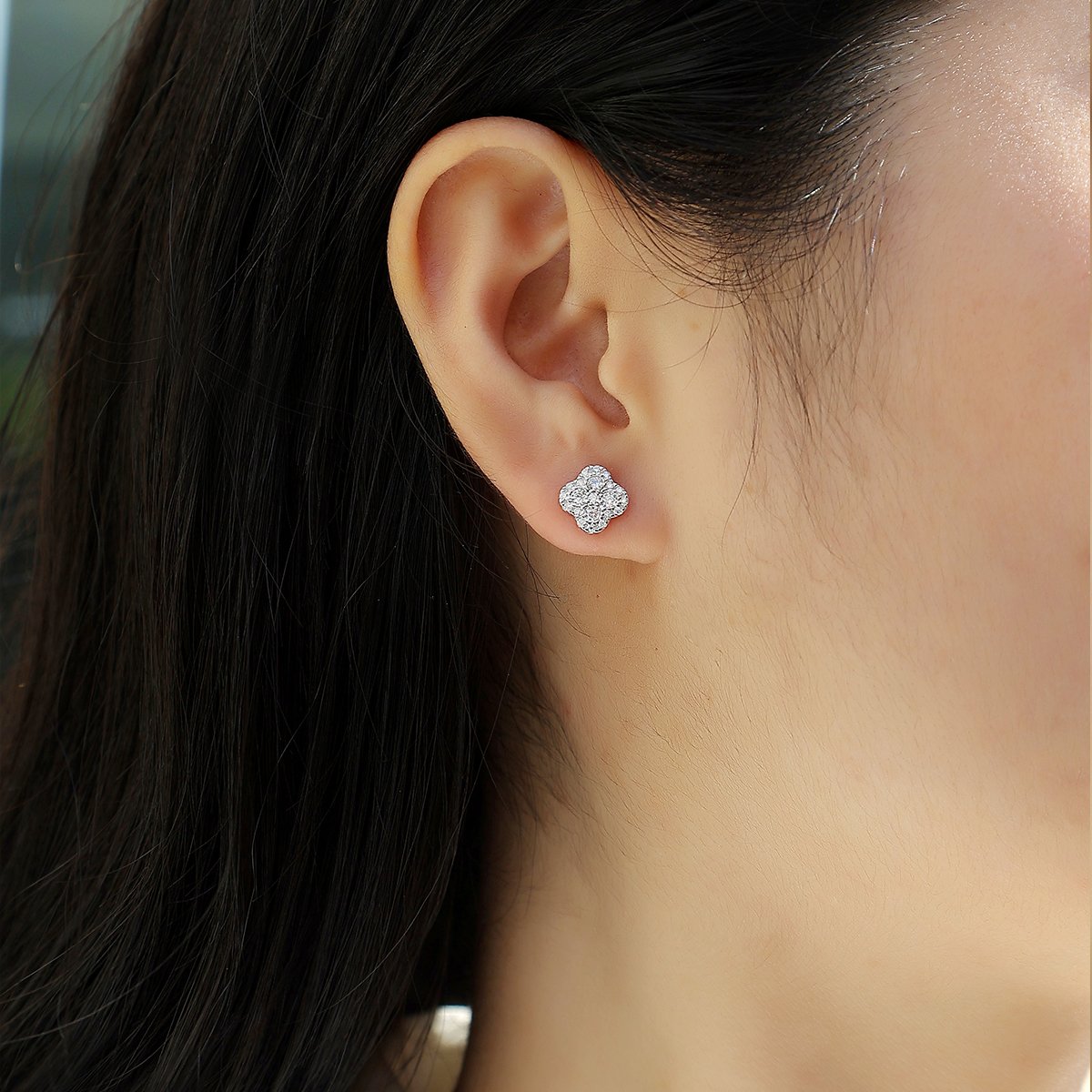 Clover Cluster Moissanite Stud Earrings – 0.46ct DEW Each - Image 5