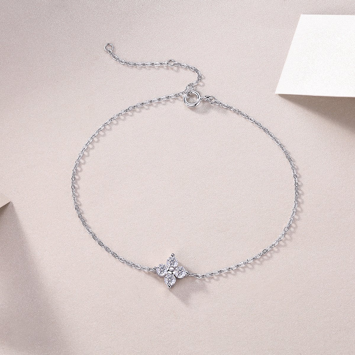 Round Moissanite Clover Chain Bracelet – 0.4ct DEW - Image 4