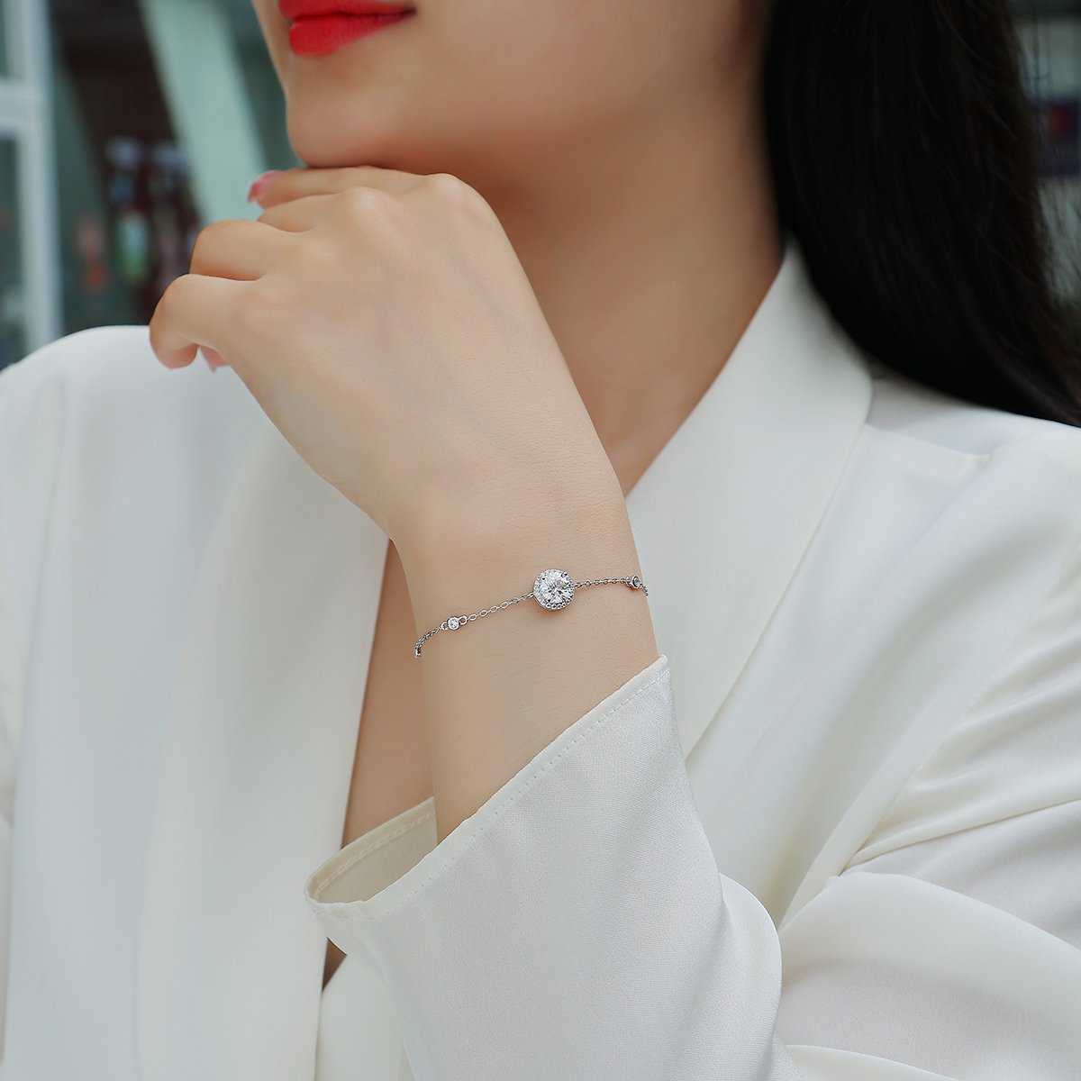 Round Moissanite Halo Bracelet – 1ct DEW (6.5mm) - Image 6