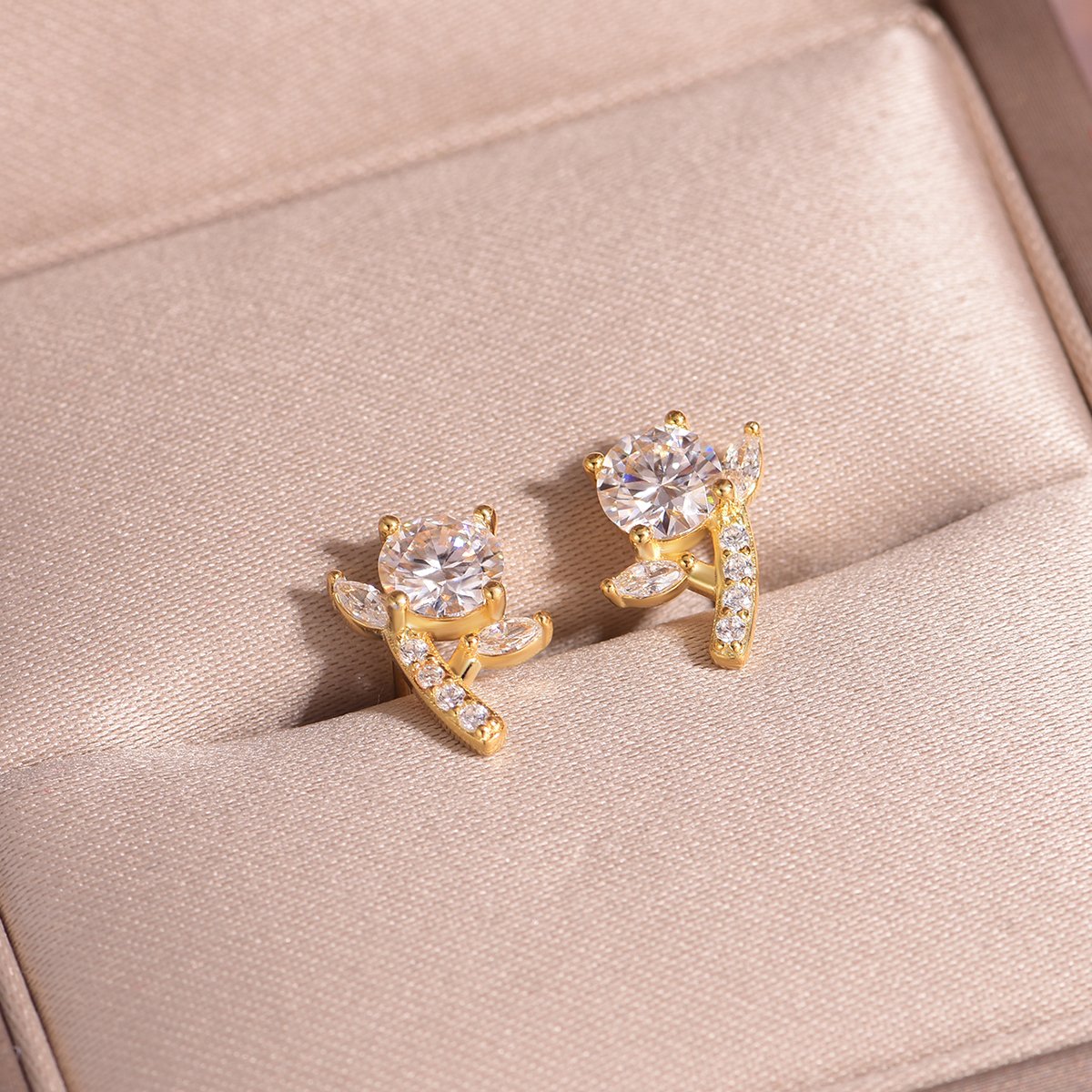 Round Moissanite Floral Spray Stud Earrings | Leaf & Stem | 1ct DEW - Image 4