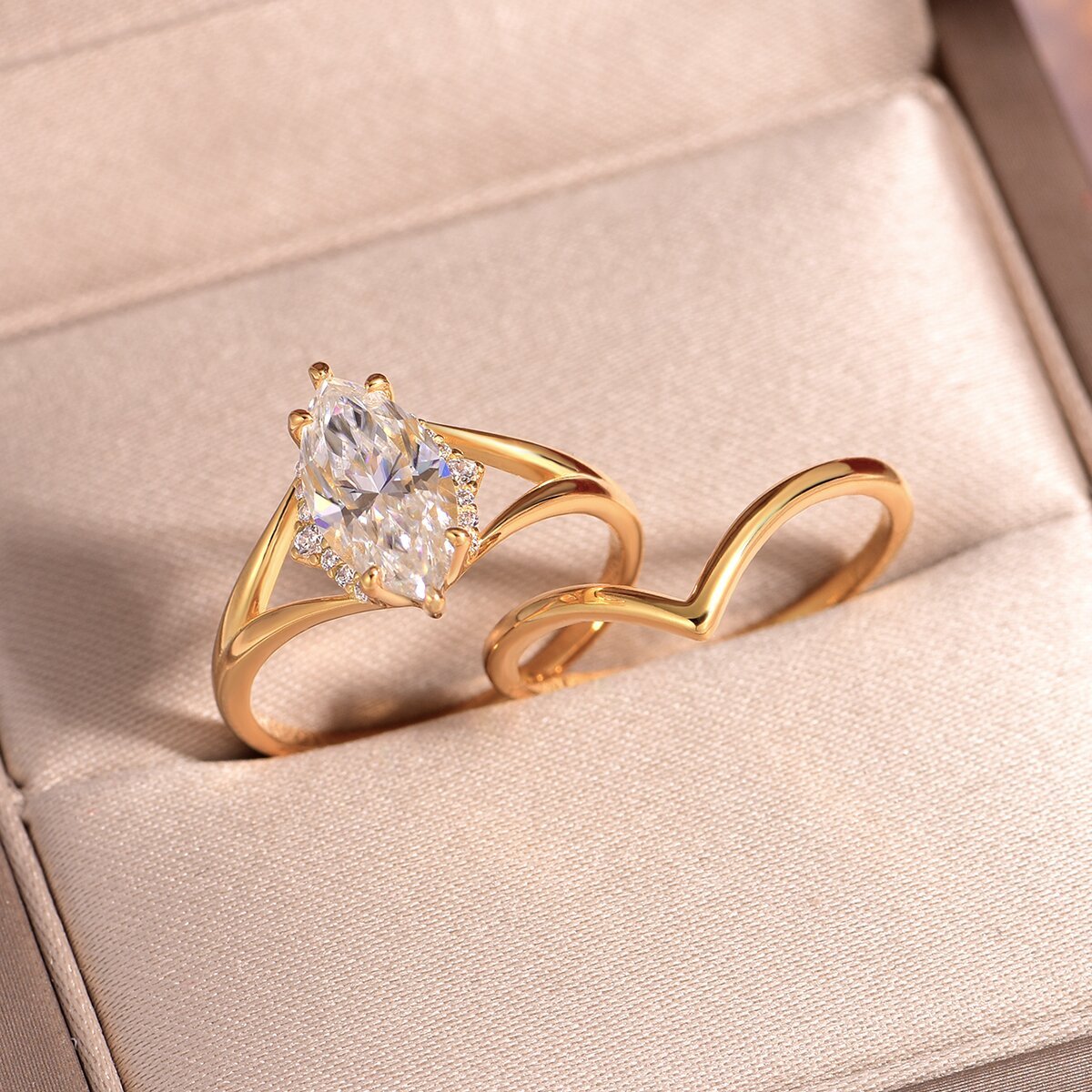 Marquise Moissanite Engagement Ring & Contour Band Bridal Set | 2ct DEW - Image 2