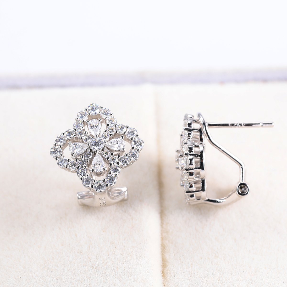 Moissanite Openwork Clover Cluster Stud Earrings 2.26ct - Image 3