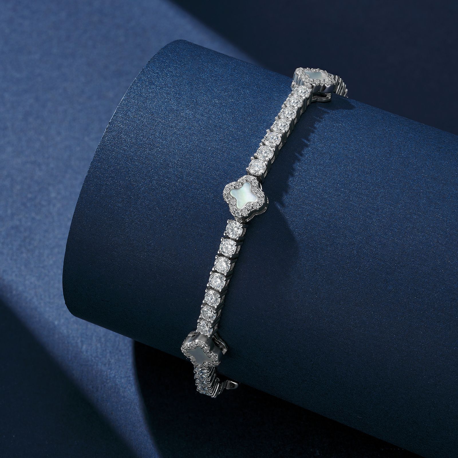 Clover Mother-of-Pearl Moissanite Tennis Bracelet | 4.1ct DEW Round | 925 Silver - Image 4