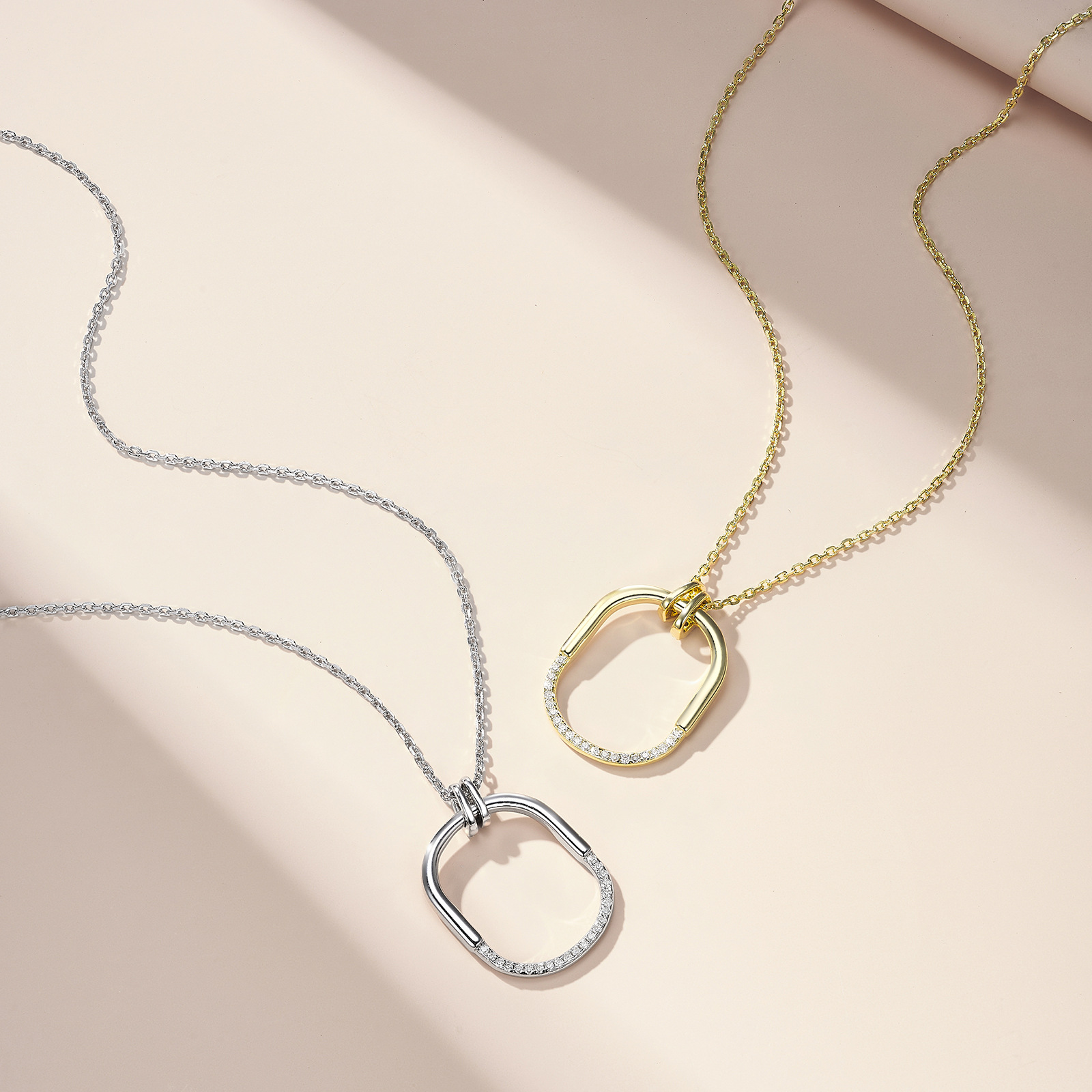 Geometric Oval Open-Link Moissanite Pendant Necklace | 925 Silver - Image 3