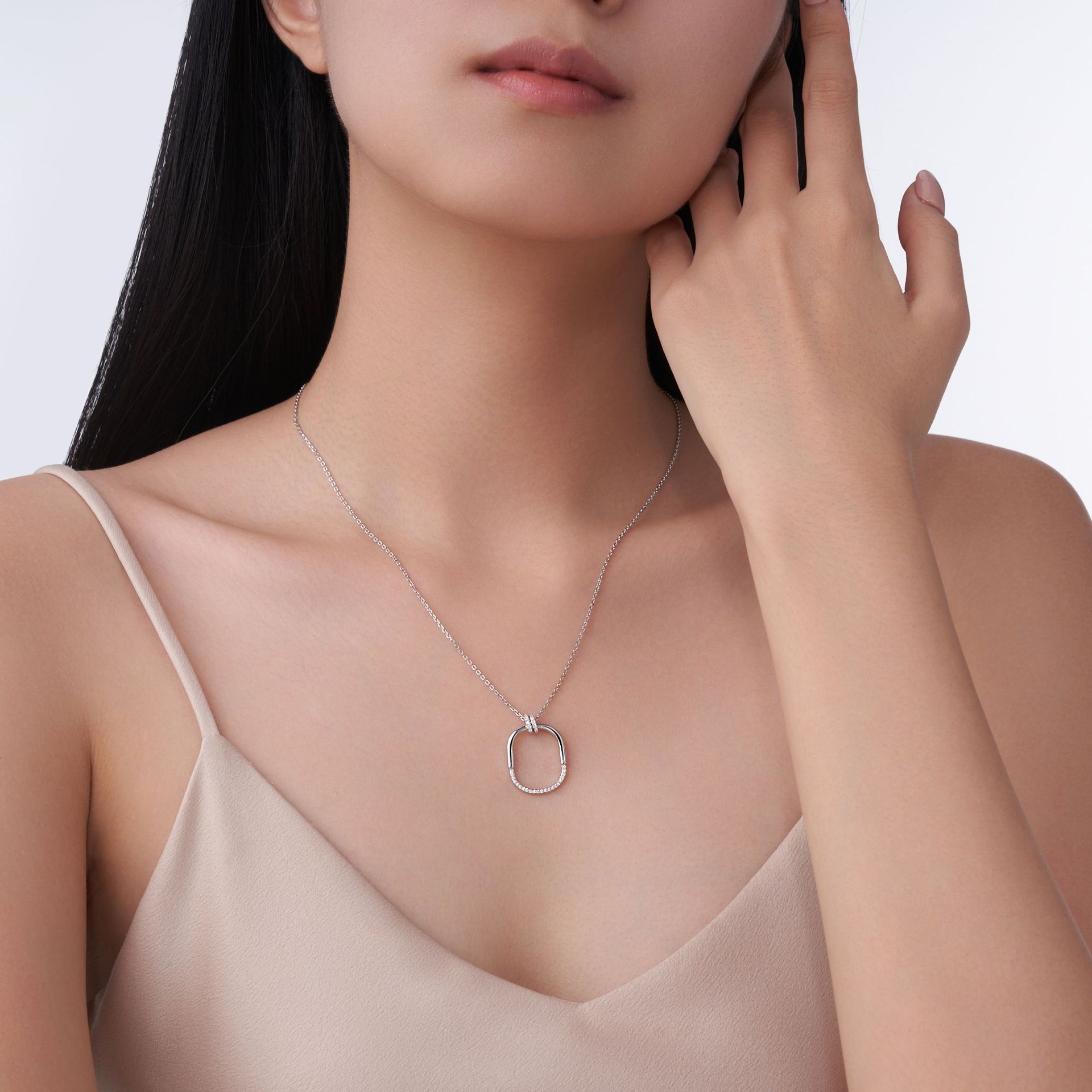 Geometric Oval Open-Link Moissanite Pendant Necklace | 925 Silver - Image 6