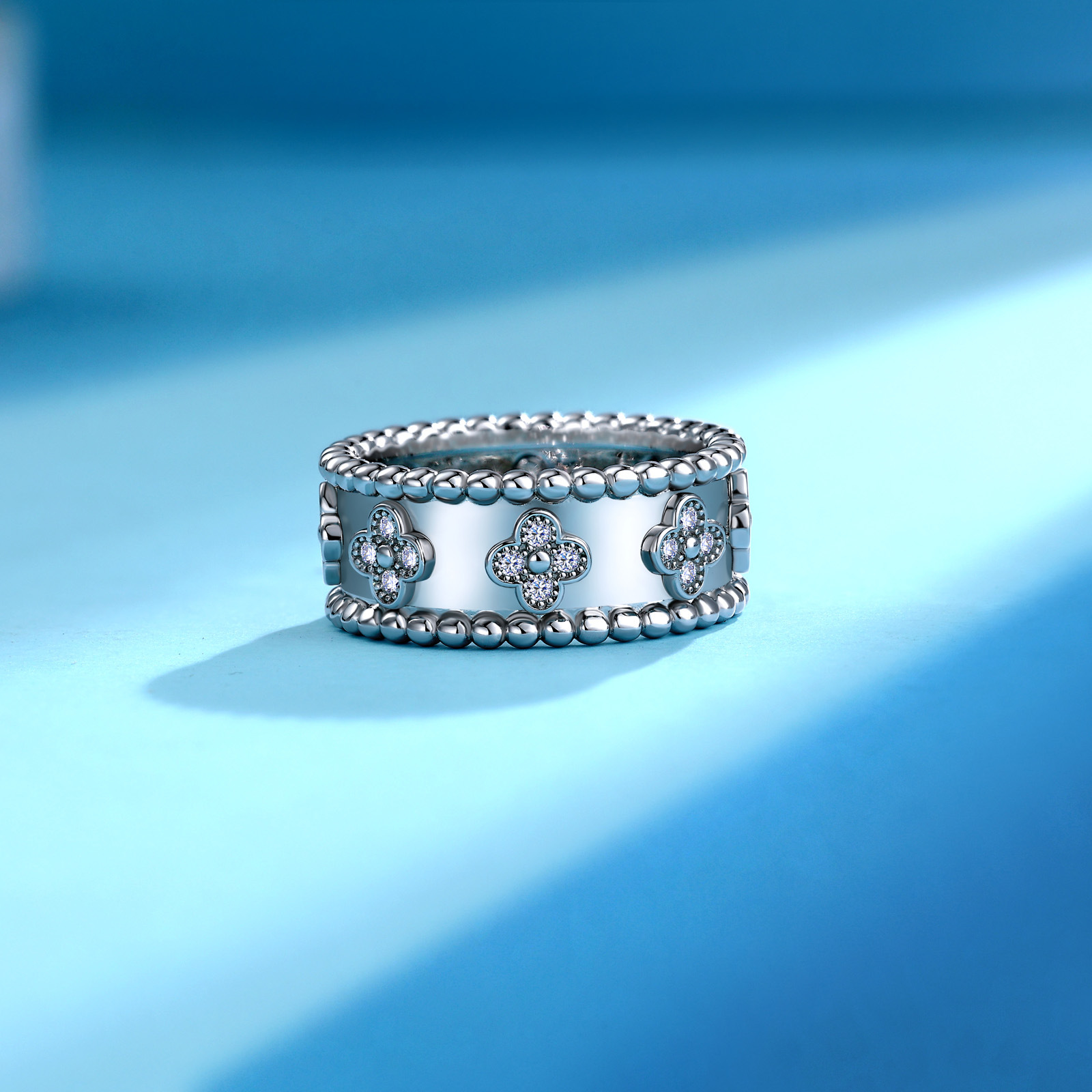 Clover-Motif Beaded Moissanite Band Ring - Image 4