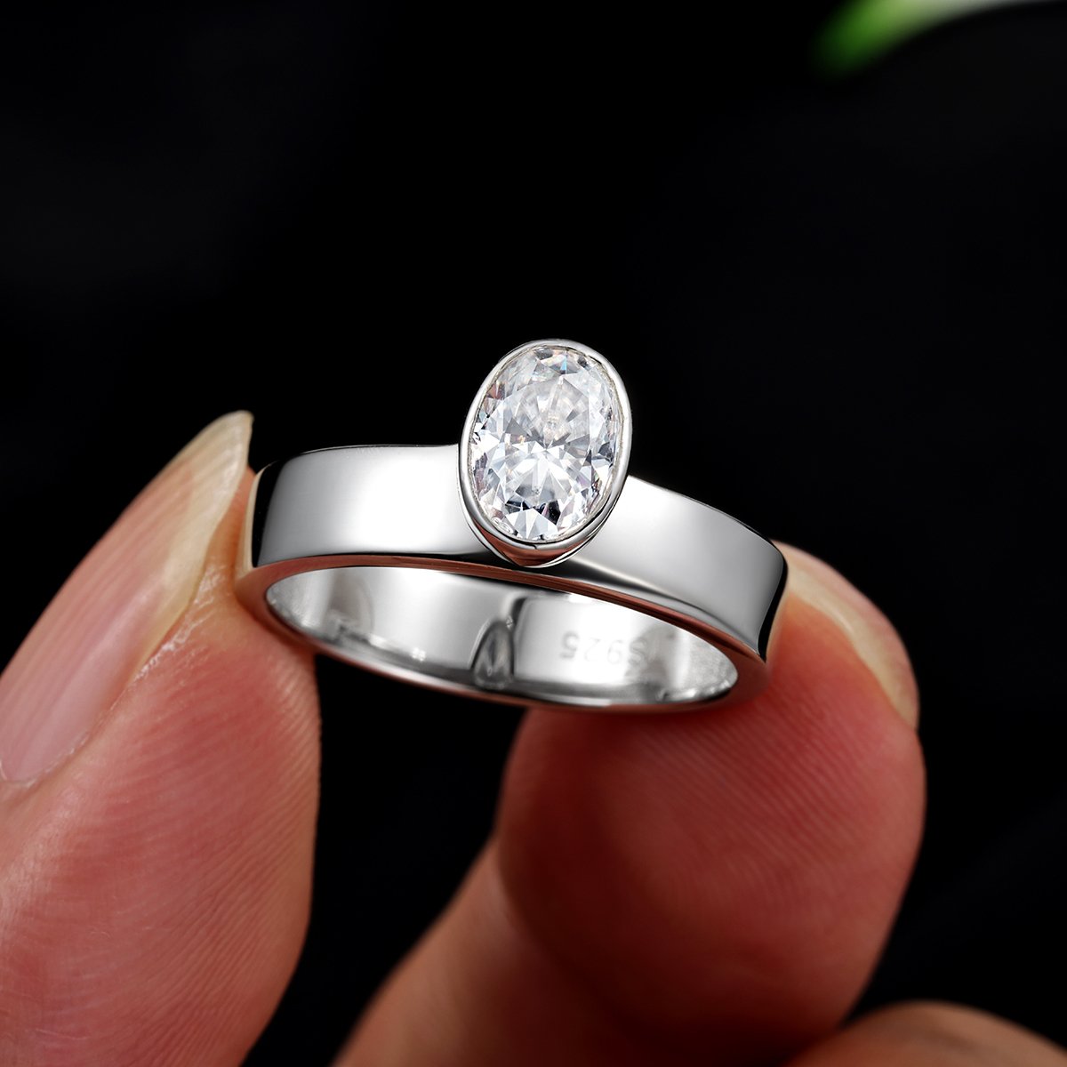 Bezel-Set Oval Moissanite Solitaire Ring | 7x5mm 1ct DEW | 925 Silver - Image 3