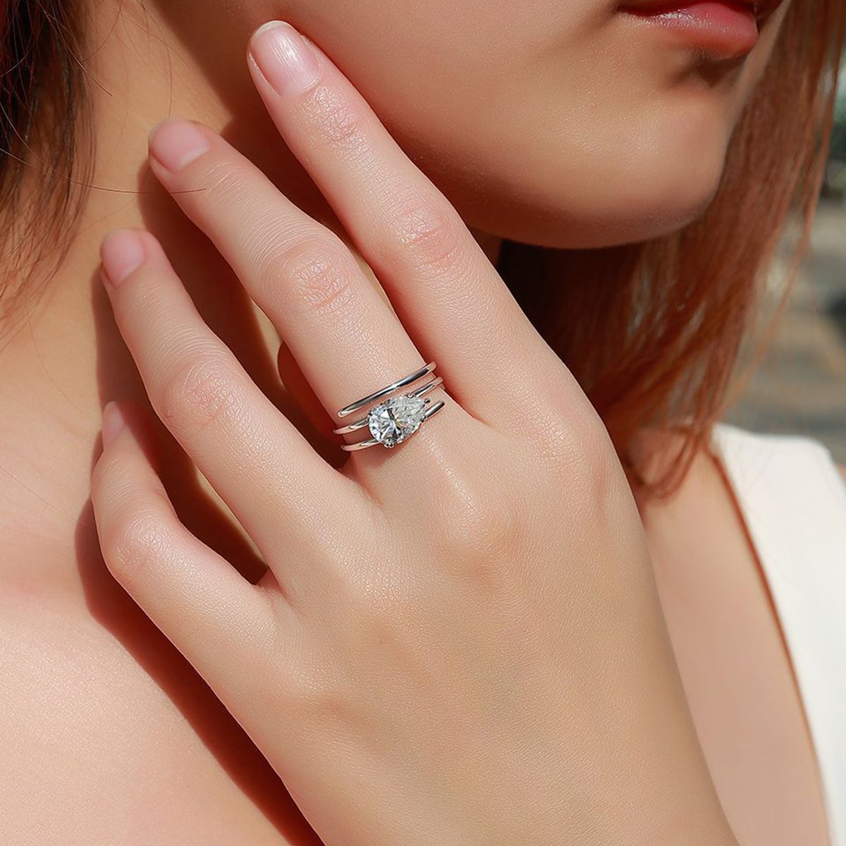 East-West Pear-Cut Moissanite Ring with Split Band in 18K Gold - Image 5