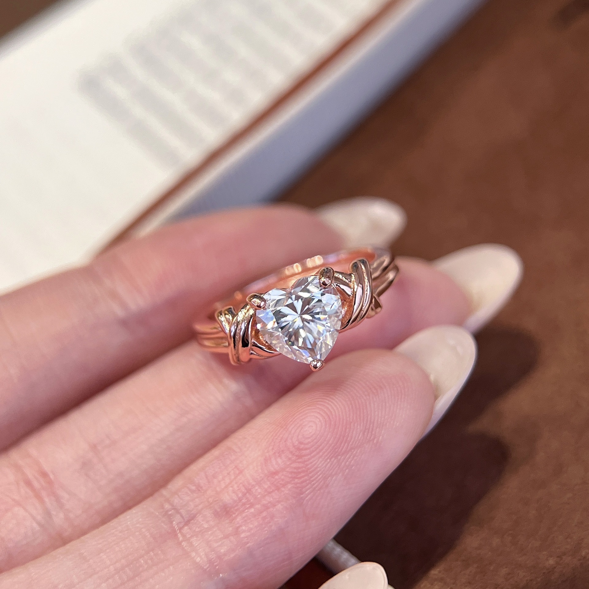 Heart-Cut Moissanite Rope Ring | 18K Rose Gold | 1.2ct DEW Solitaire - Image 2