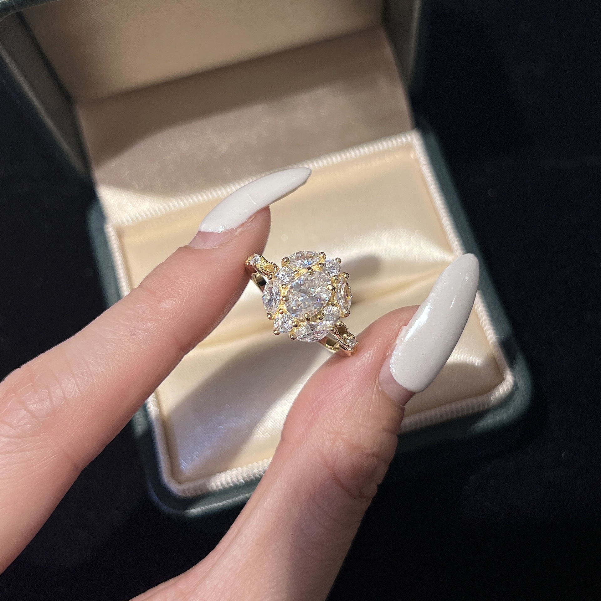 1ct Oval Vintage Floral Halo Moissanite Ring - Image 2
