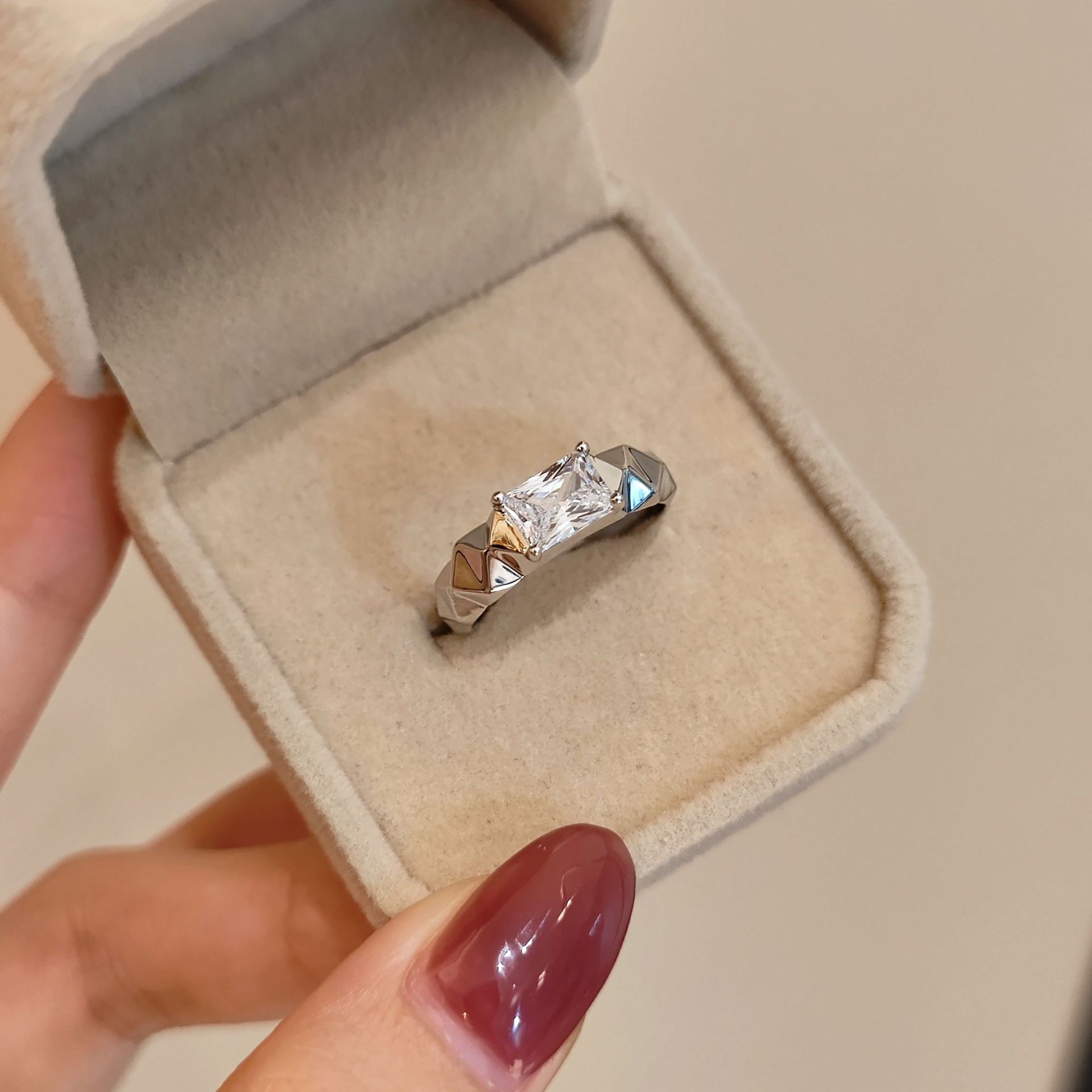 1ct Radiant-Cut Faceted-Band Moissanite Ring - Image 2