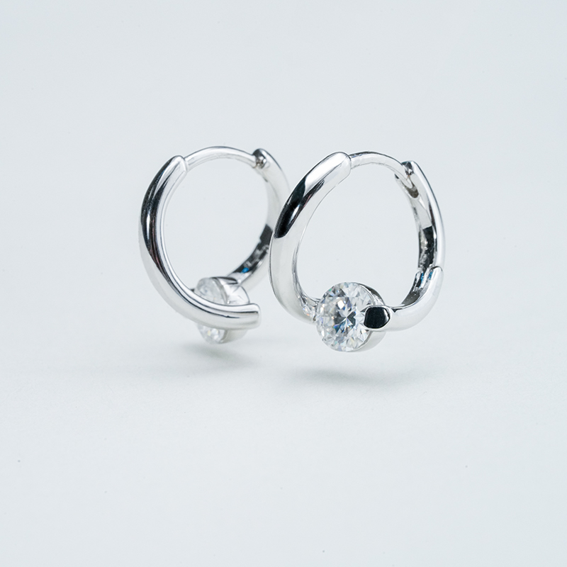 Crossover Split-Rail Moissanite Huggie Earrings - Image 3