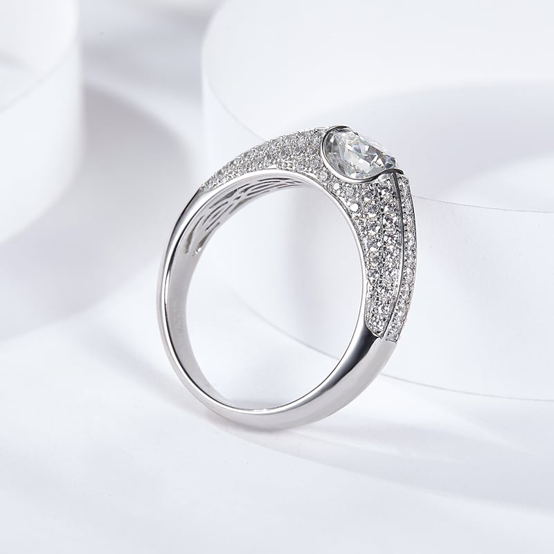 Round Moissanite Men's Half-Bezel Pave Ring - Image 6