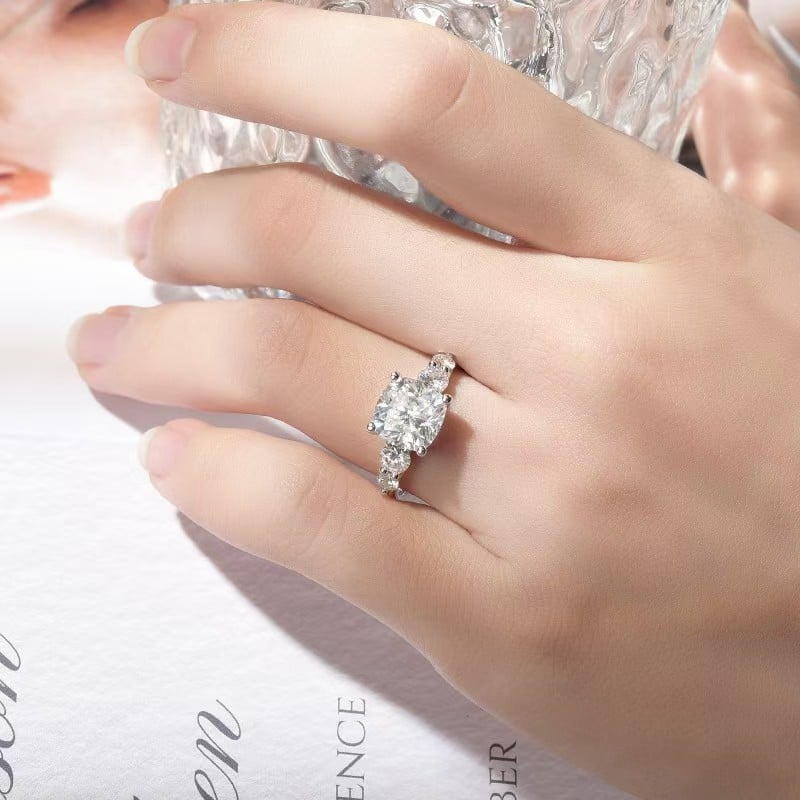 Cushion-Cut Five-Stone Moissanite Engagement Ring - Image 4