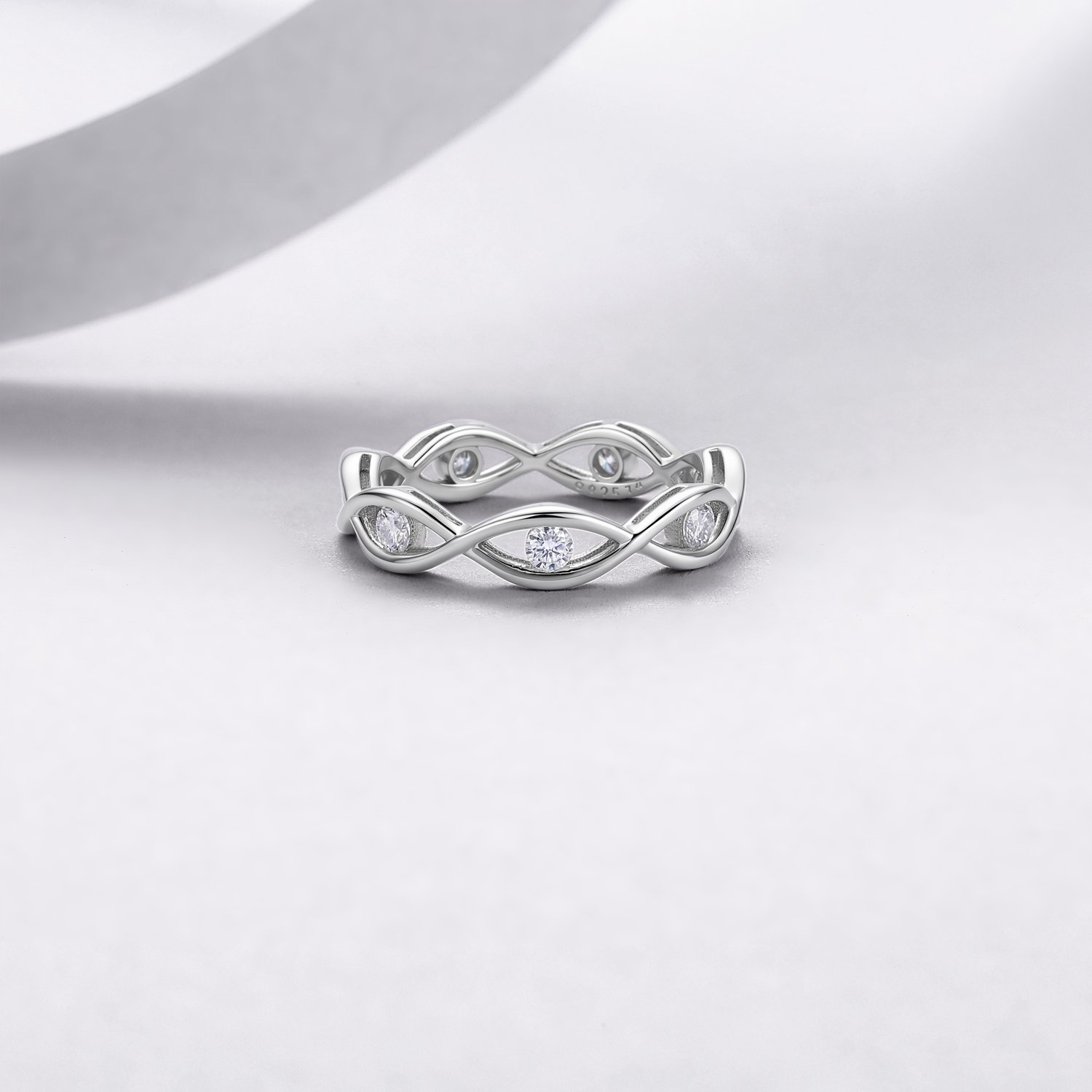 Round Moissanite Open Weave Band – 0.45ct DEW - Image 2