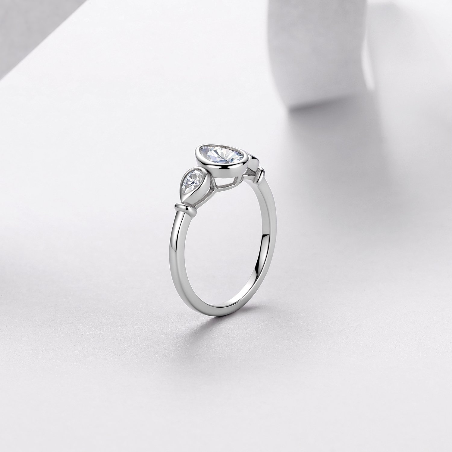 Pear Moissanite Three-Stone Bezel Ring – 1.4ct DEW - Image 3
