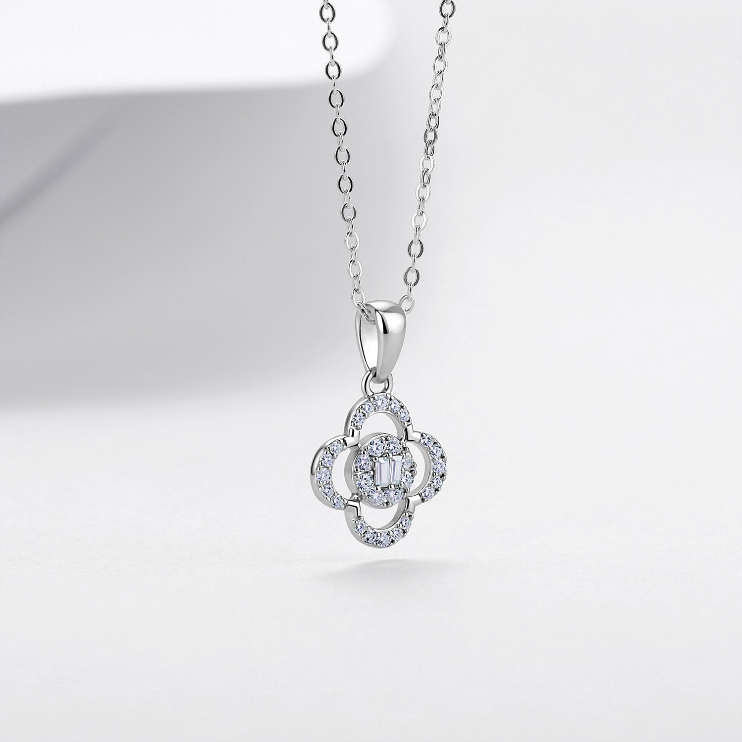 Moissanite Open Clover Pendant Necklace – 0.23ct DEW - alternate view
