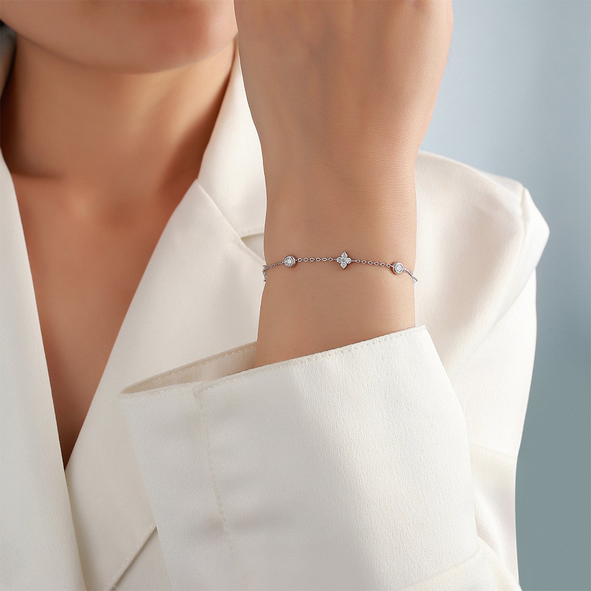 Round Moissanite Clover Station Bracelet – 0.78ct DEW - Image 5