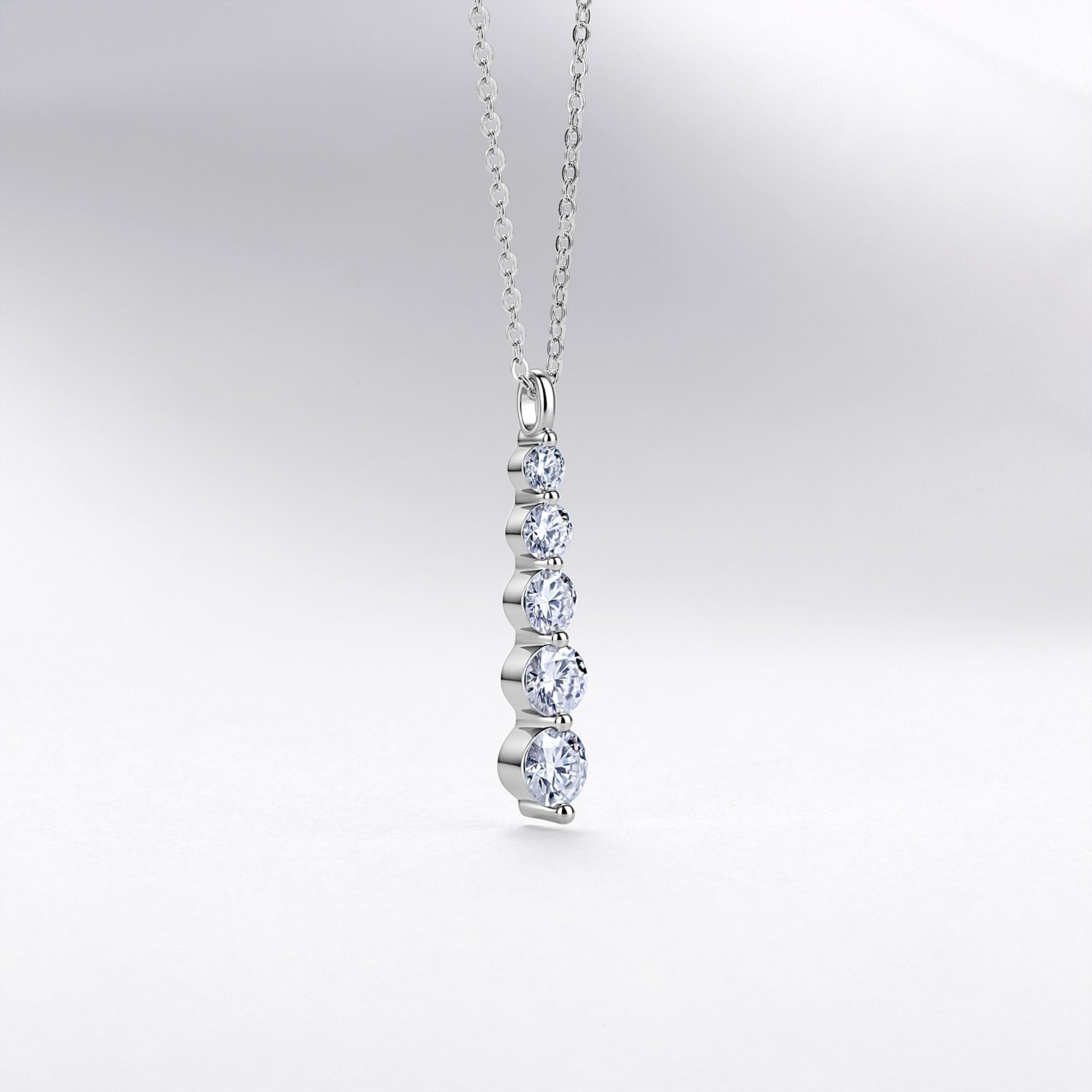 Graduated Moissanite Drop Pendant Necklace – 1.5ct DEW - Image 3