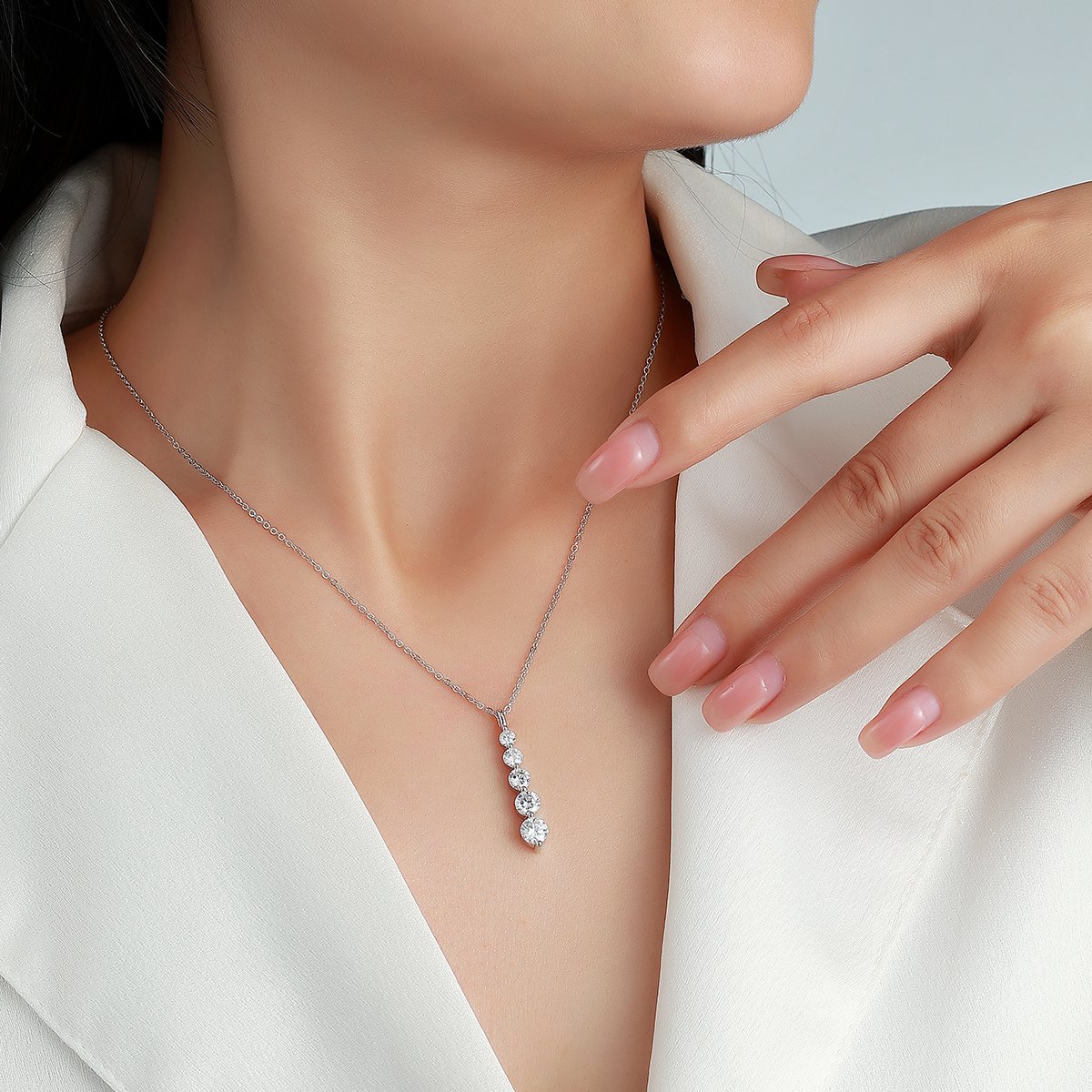 Graduated Moissanite Drop Pendant Necklace – 1.5ct DEW - Image 5