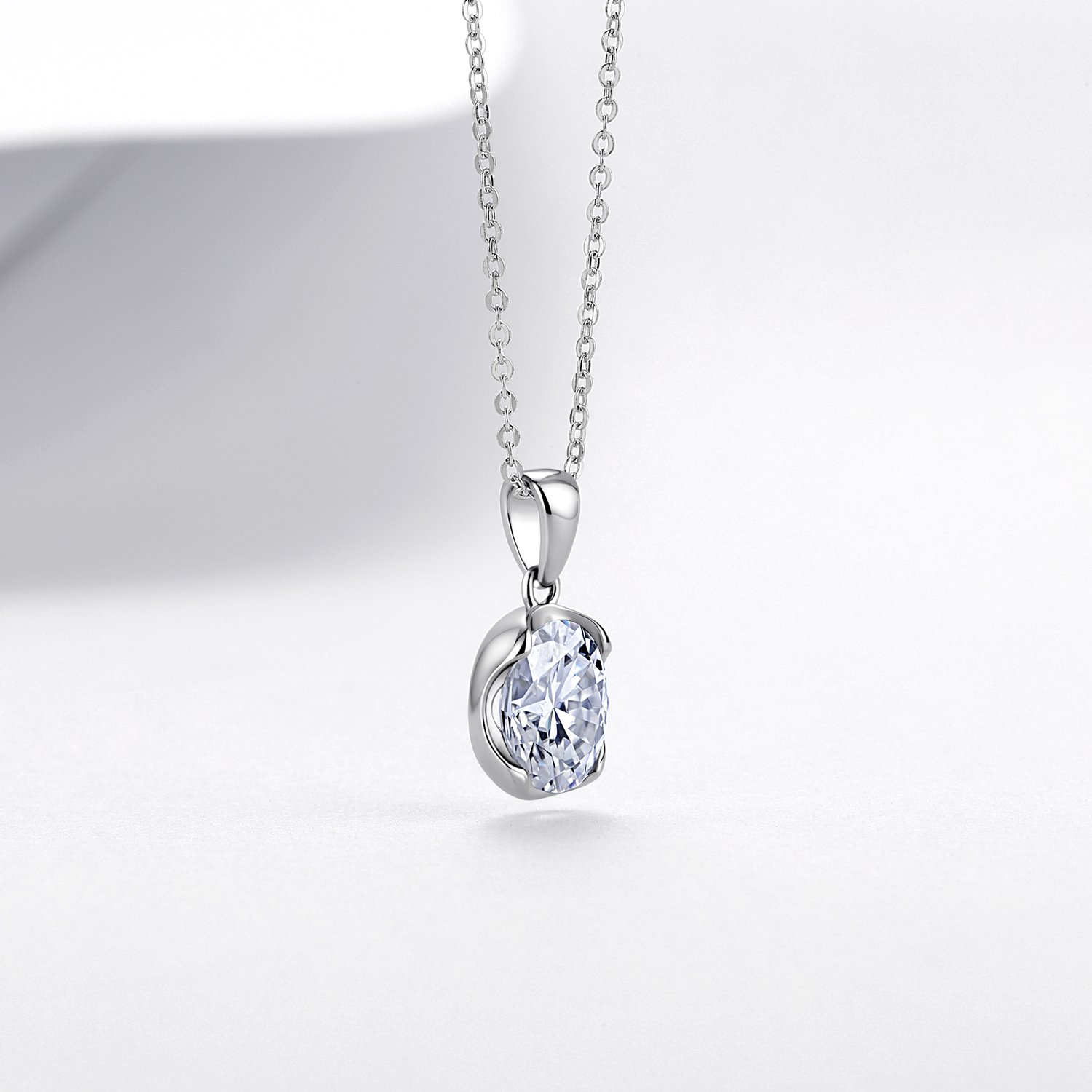 Oval Moissanite Bezel Pendant Necklace – 2ct DEW - Image 3