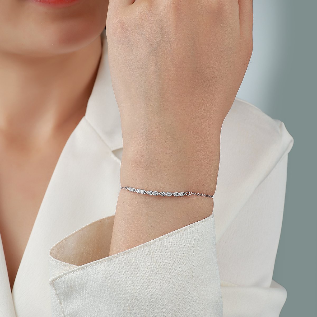 Round Moissanite Infinity Bar Bracelet – 0.25ct DEW - Image 5