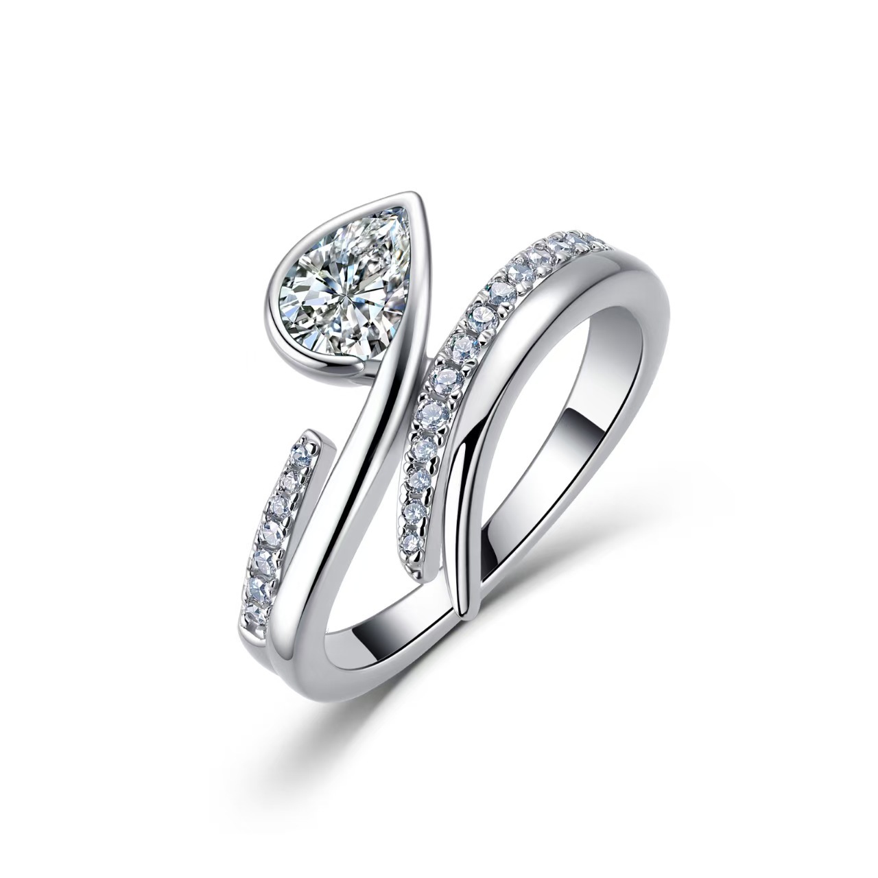 Pear Moissanite Bezel Bypass Ring – 1ct DEW