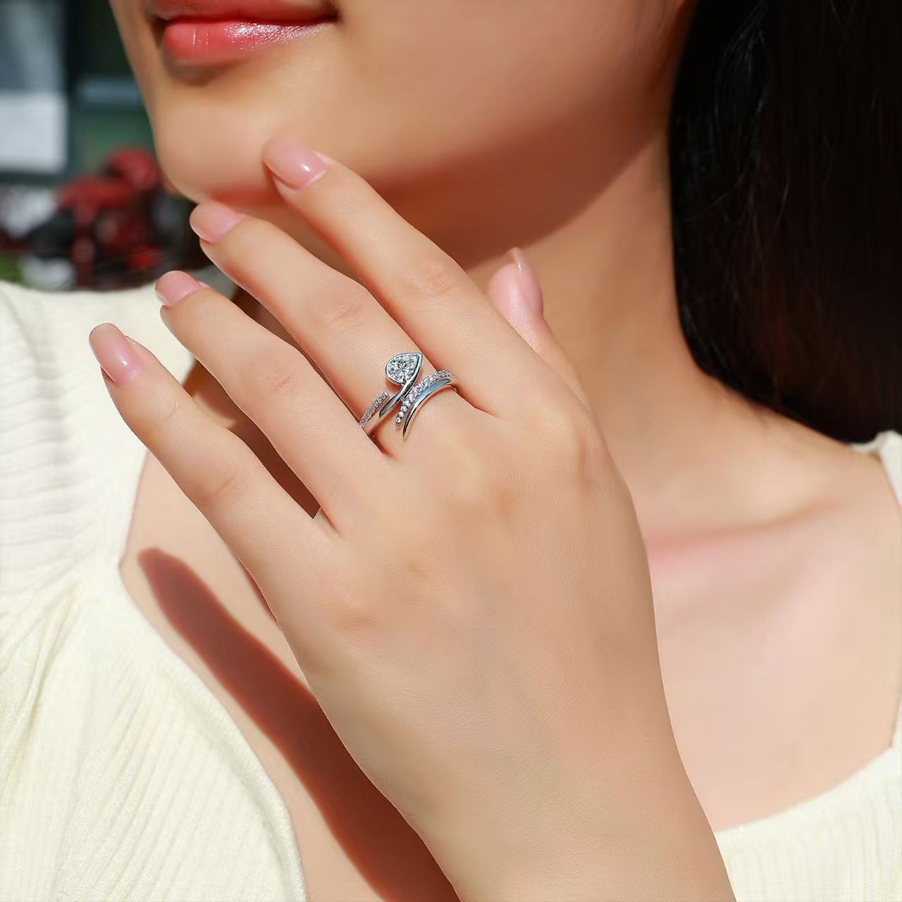 Pear Moissanite Bezel Bypass Ring – 1ct DEW - Image 6