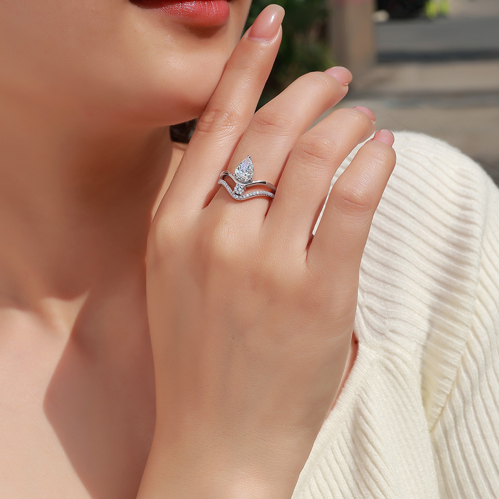 Pear & Round Moissanite Toi et Moi Ring – 1.6ct DEW - Image 6