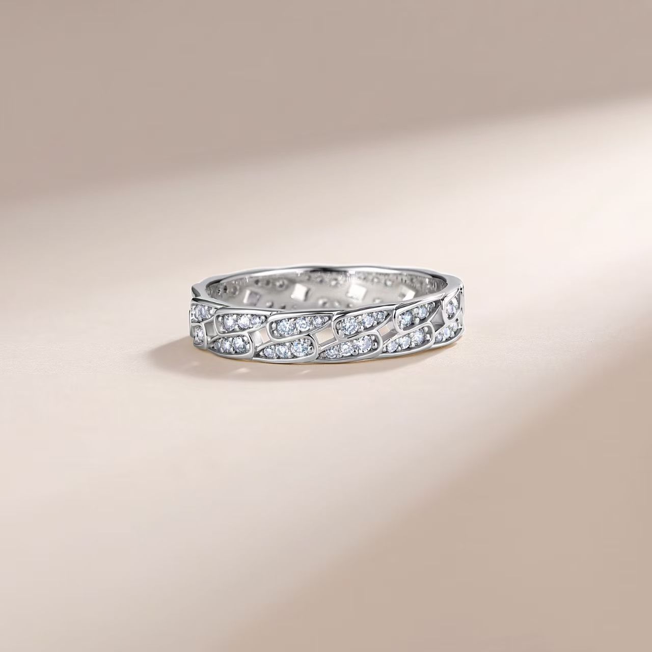 Curb-Link Moissanite Eternity Band – 0.67ct DEW, 4mm - Image 4