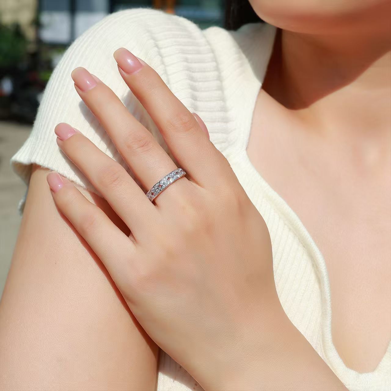 Curb-Link Moissanite Eternity Band – 0.67ct DEW, 4mm - Image 6