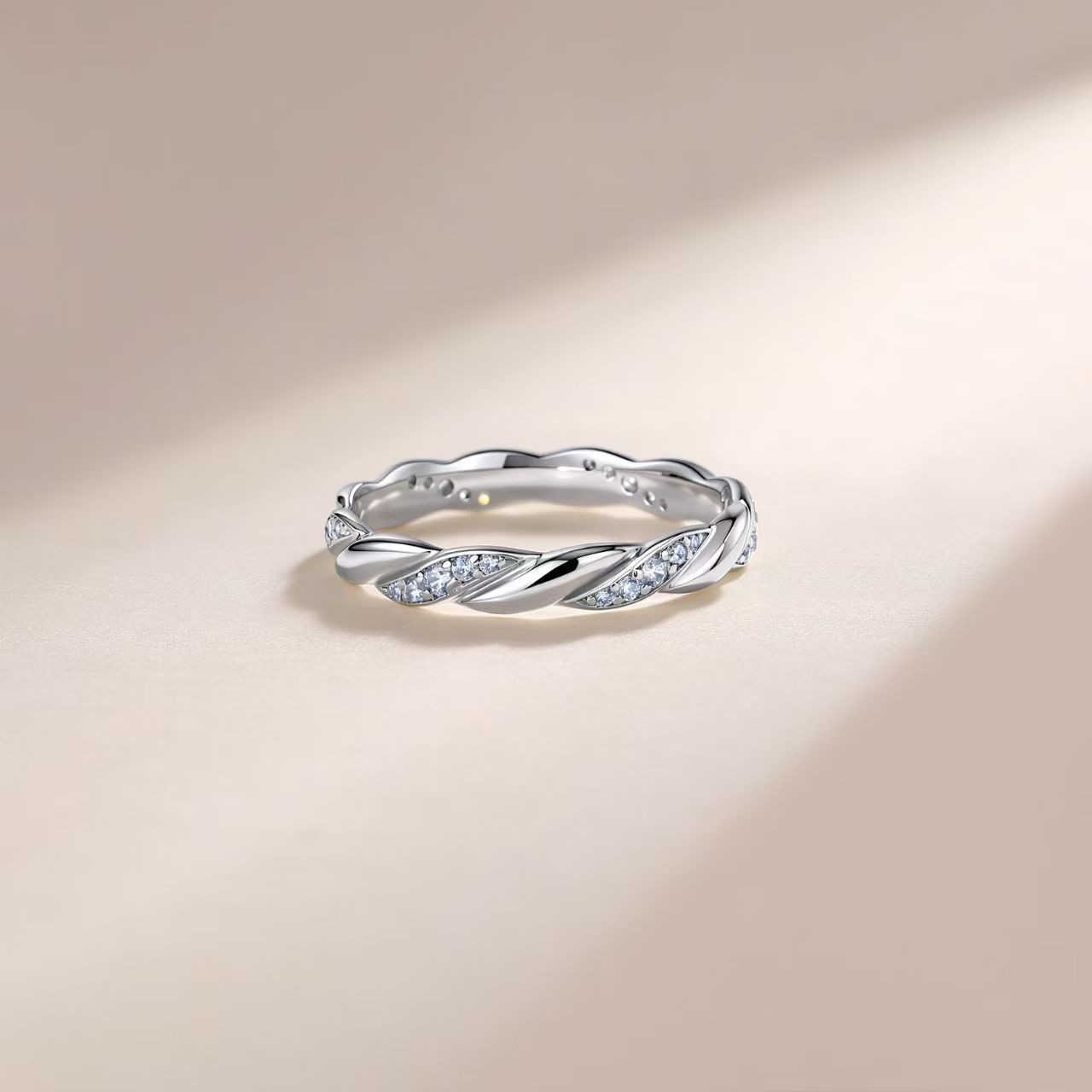 Twisted Moissanite Eternity Band – 0.27ct DEW - Image 4