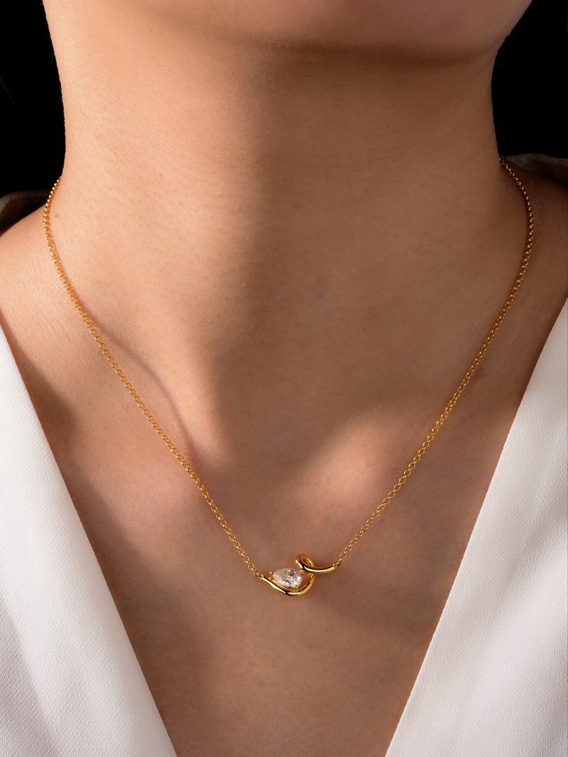 Pear Moissanite Swirl Necklace – 0.8ct DEW (7x5mm) - Image 5