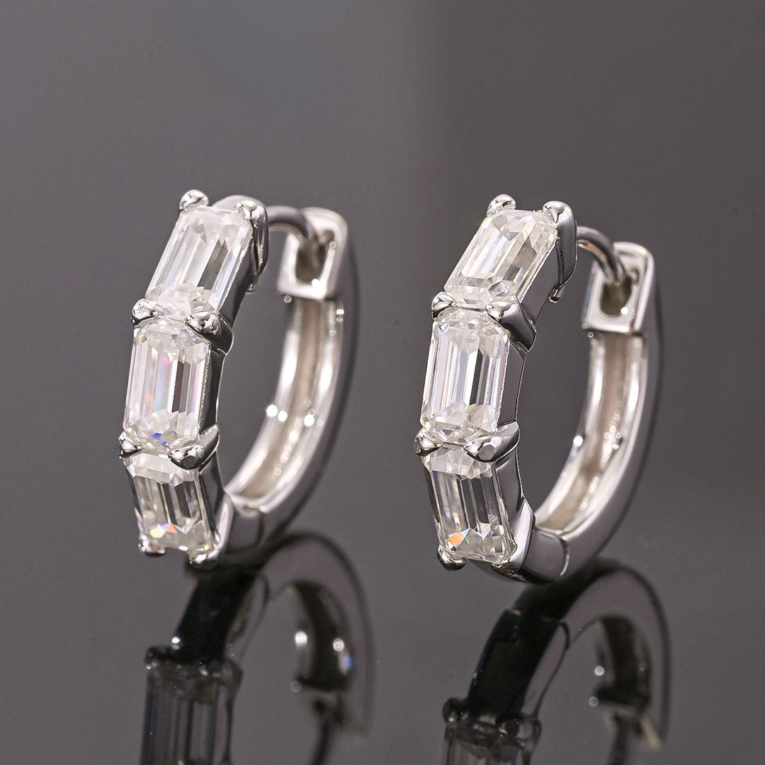 Emerald-Cut Moissanite Huggie Hoop Earrings – 1.5ct DEW Each - Image 3