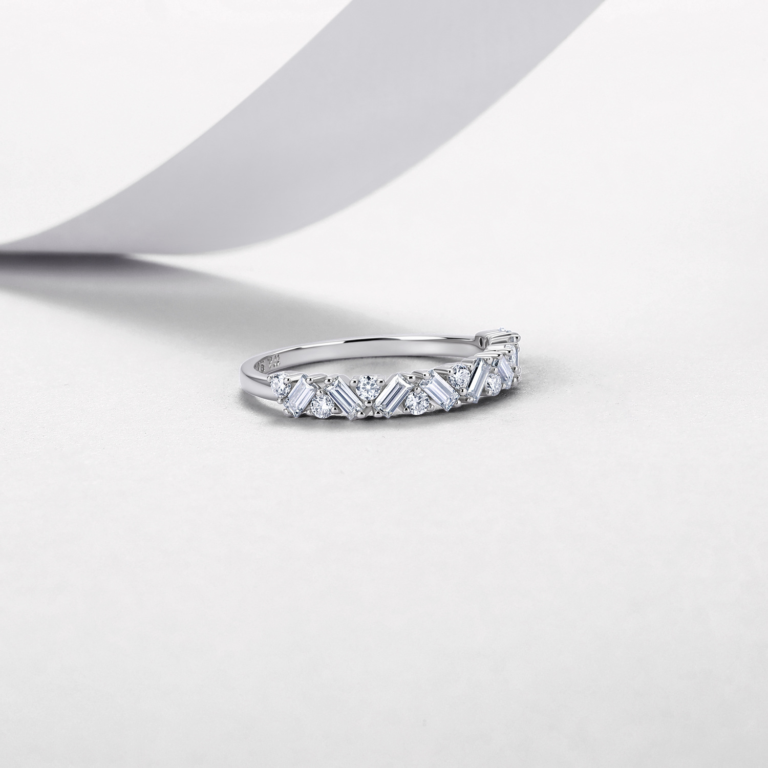 Baguette & Round Moissanite Scatter Band – 0.5ct DEW - Image 4