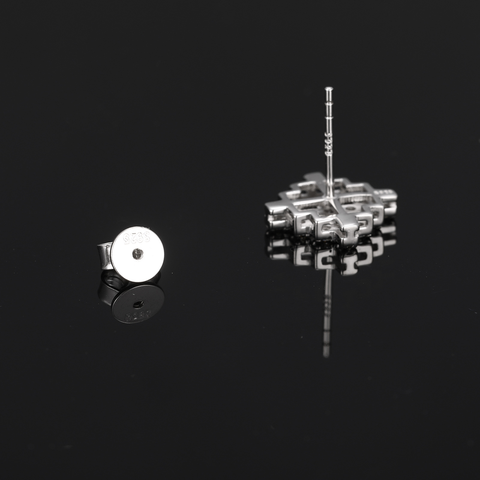 Moissanite Open Lattice Grid Stud Earrings – 0.33ct DEW Each - Image 3