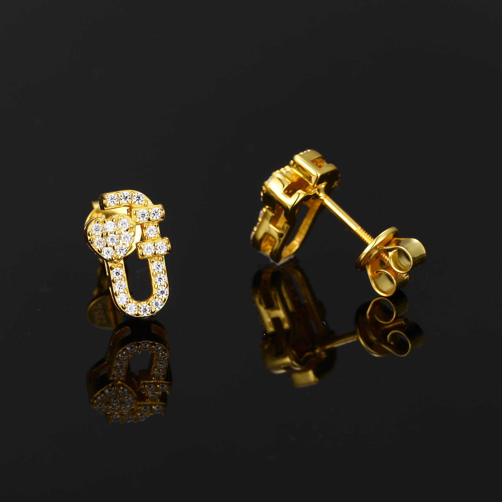 Moissanite Paperclip Heart Stud Earrings – 0.13ct DEW Each - Image 5