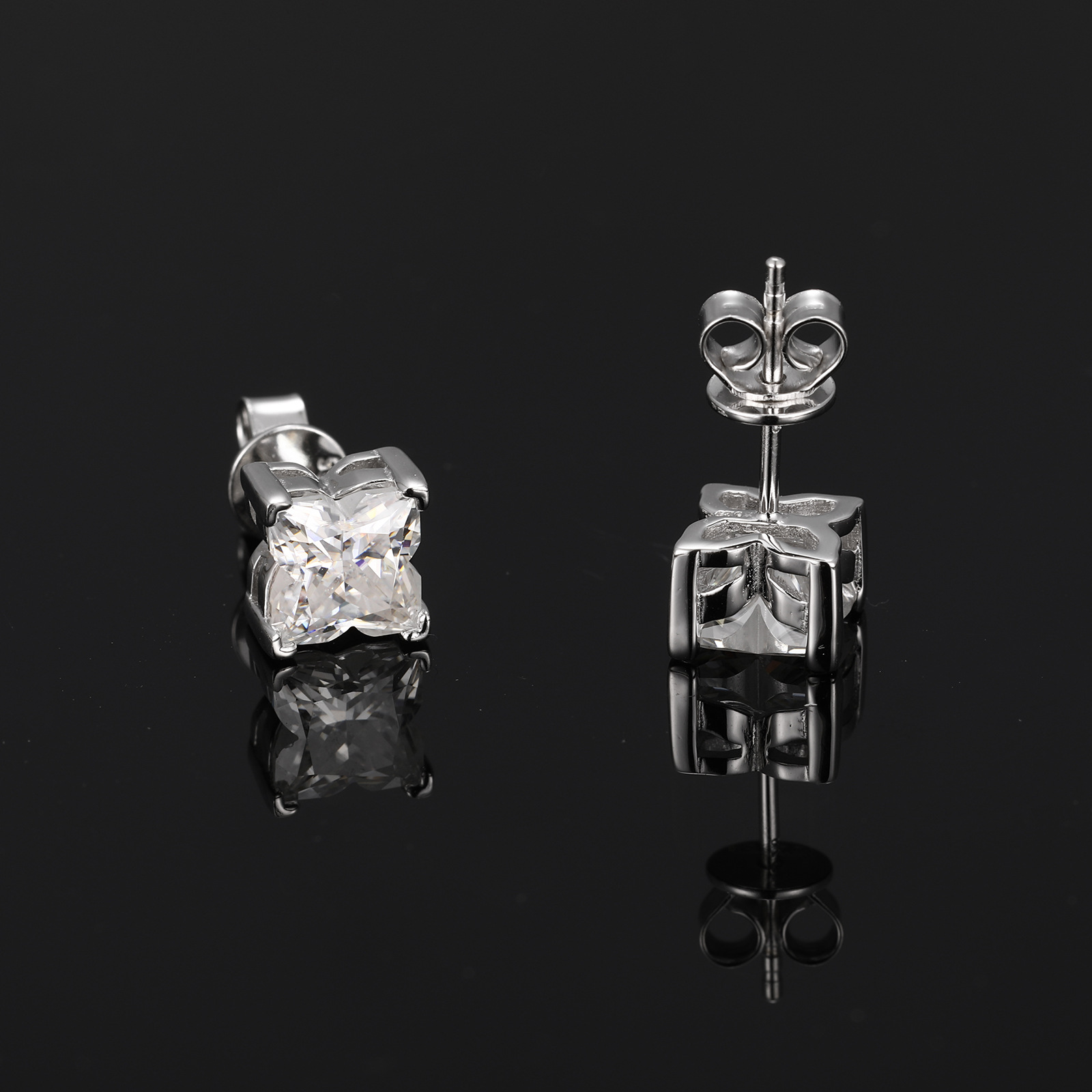 Flower-Cut Moissanite Stud Earrings – 0.8ct DEW Each - Image 4