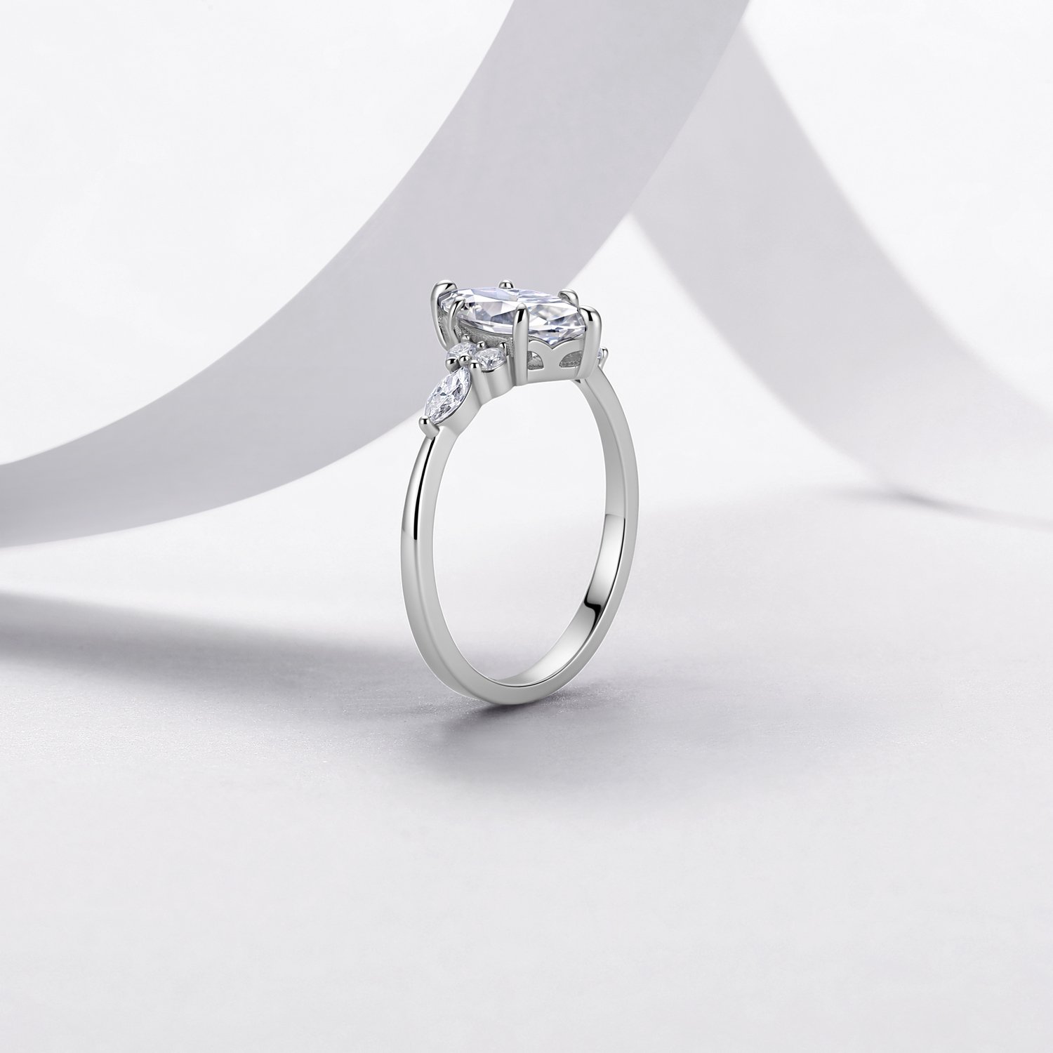Marquise Moissanite Cluster Accent Ring – 1ct DEW Centre - alternate view