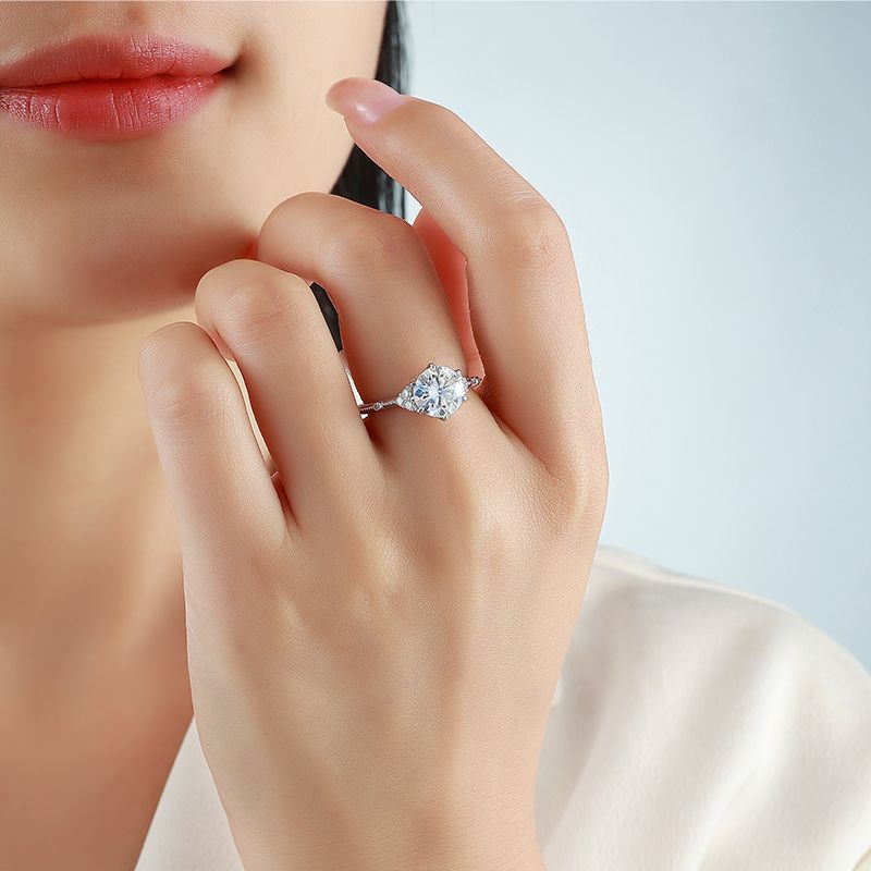 Round Moissanite Engagement Ring – 2ct DEW, Trio Side Accents - Image 4